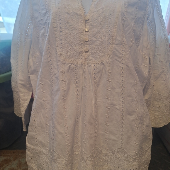 Charter Club Cream Blouse with Textured Design - Picture 2 of 8